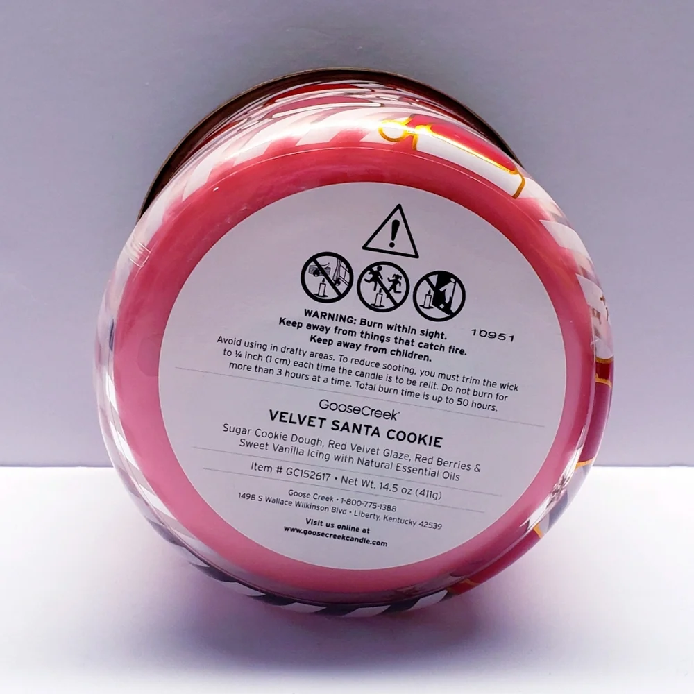 Goose Creek VELVET SANTA COOKIE Large 3-Wick Scented Candle, 14.5 oz